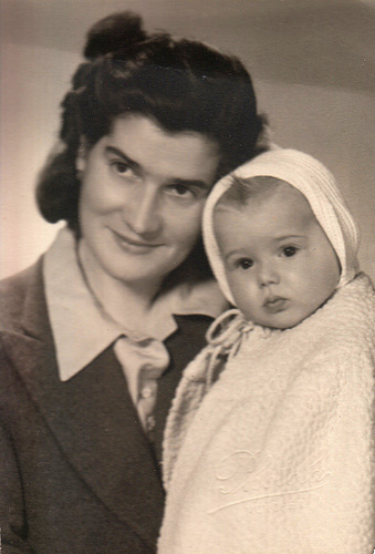 Mutti Erna