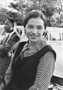 Rosa Parks und Dr. Martin Luther King jr. (ca. 1955) via Wikimedia/Commons
